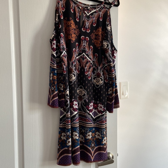 Venus cold shoulder dress size L - Picture 4 of 4